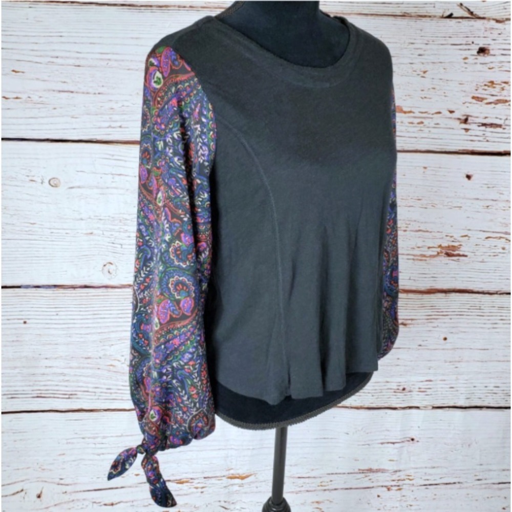 Akemi + Kim Anthropologie Maybell Tied Sleeve Top Women's Size Small Paisley - Picture 5 of 11